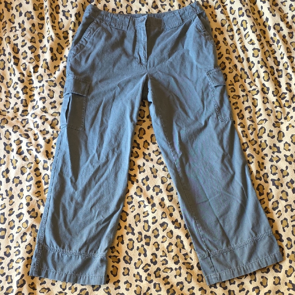 100% Cotton Sage Green Cargo Pants - Picture 3 of 9